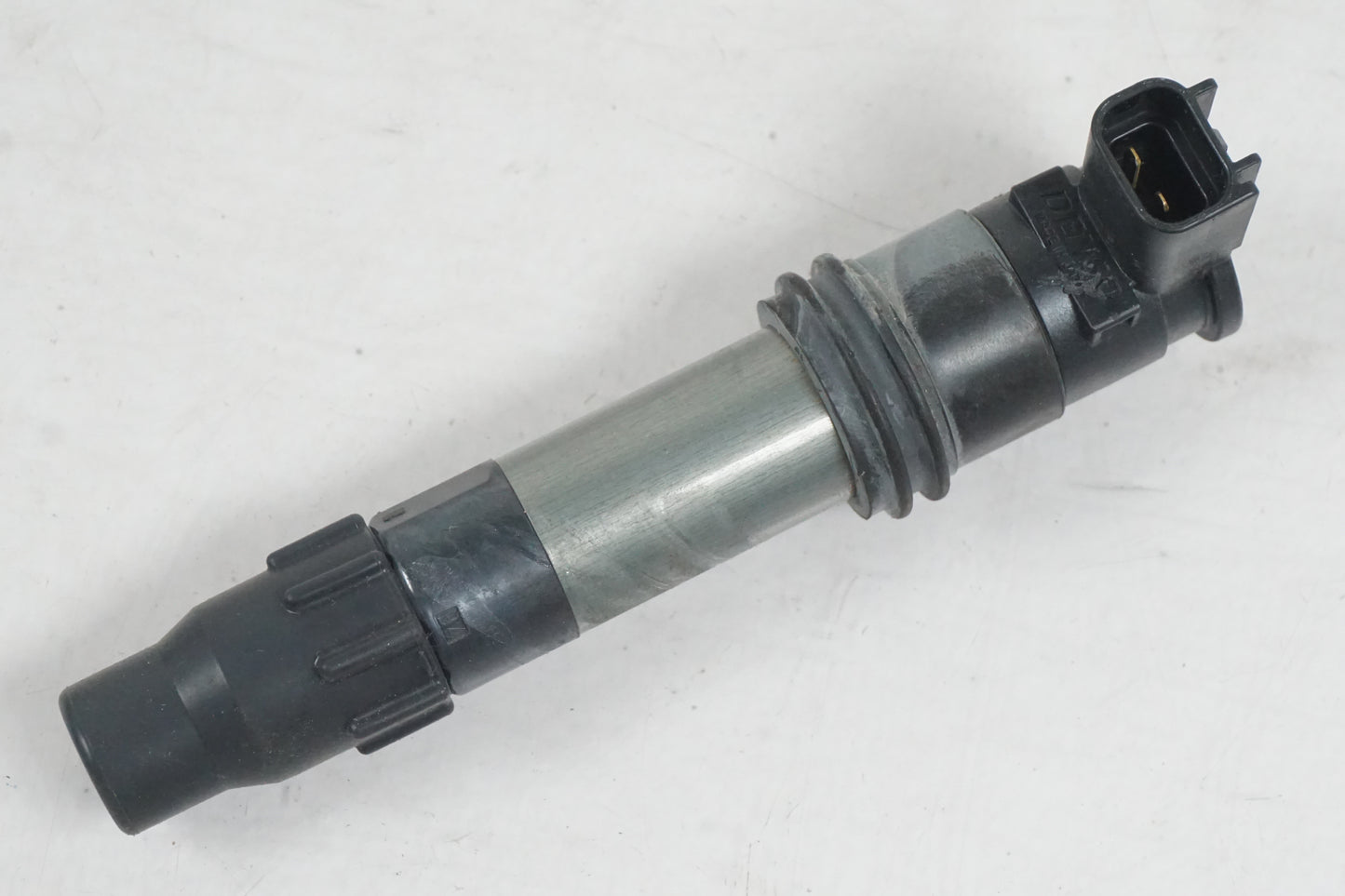 Framsidan på Tändspole från en Suzuki GSF 650 -2011 motorcykel.