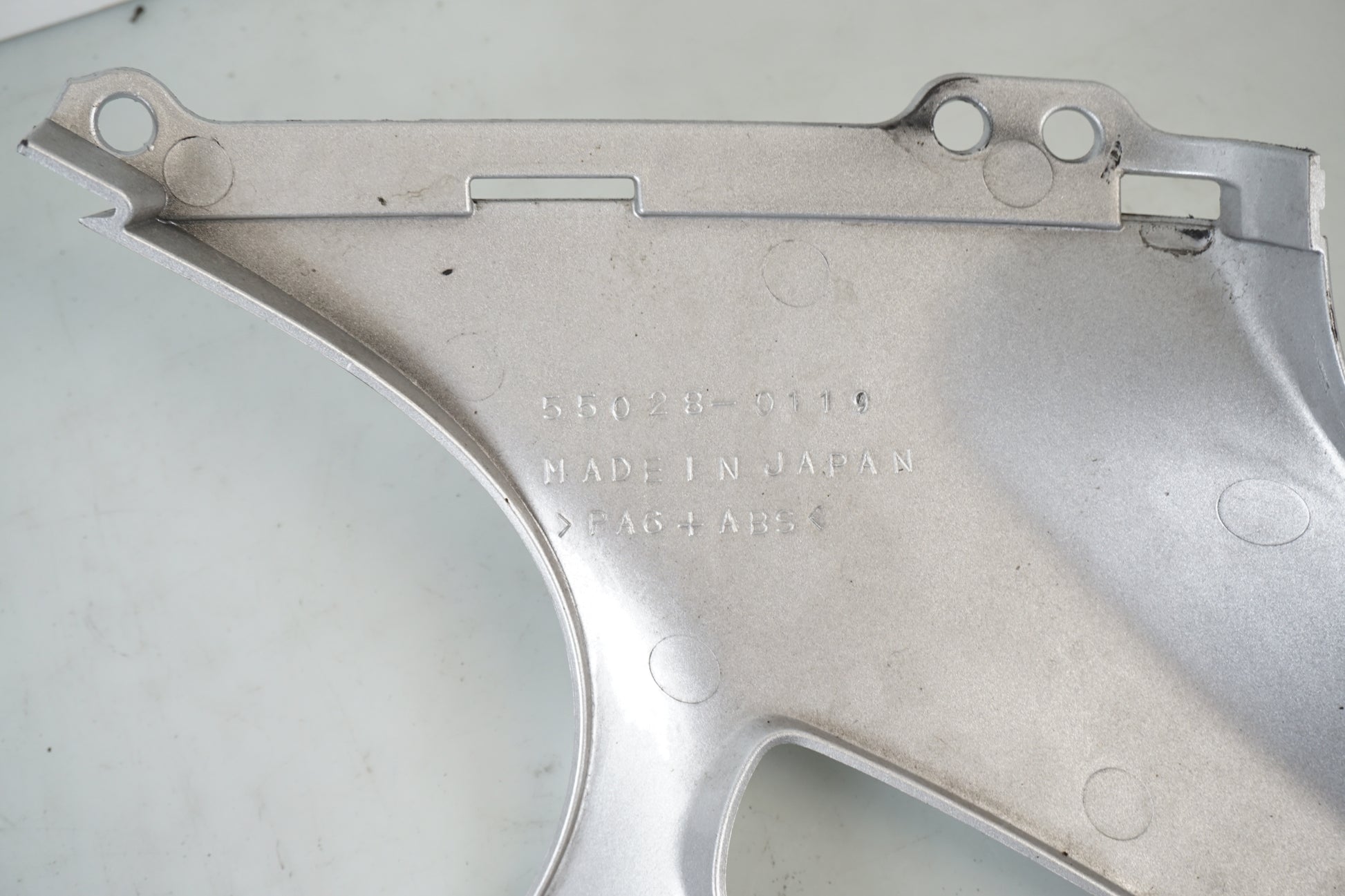 Extrabild1 på Magkåpa från en Kawasaki ER-6F -2006 motorcykel.