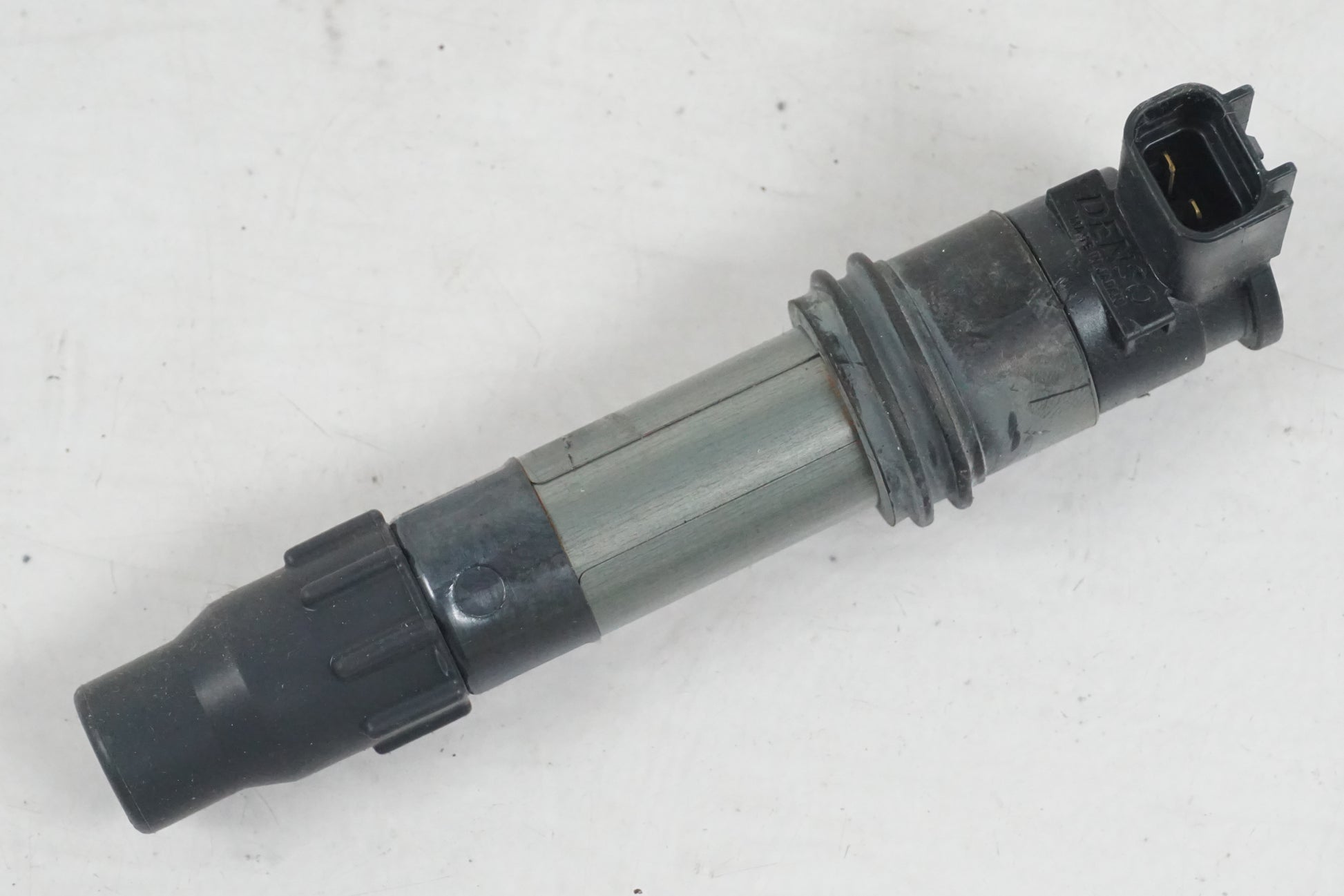 Framsidan på Tändspole från en Suzuki GSF 650 -2011 motorcykel.