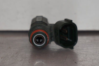 Snett uppifrån på Spridare från en Kawasaki ER-6N -2010 motorcykel.