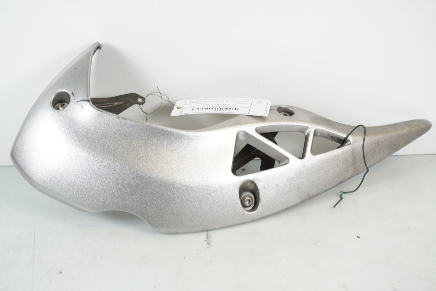 Framsidan på Motorskyddskåpa från en Kawasaki Versys 650 -2007 motorcykel.