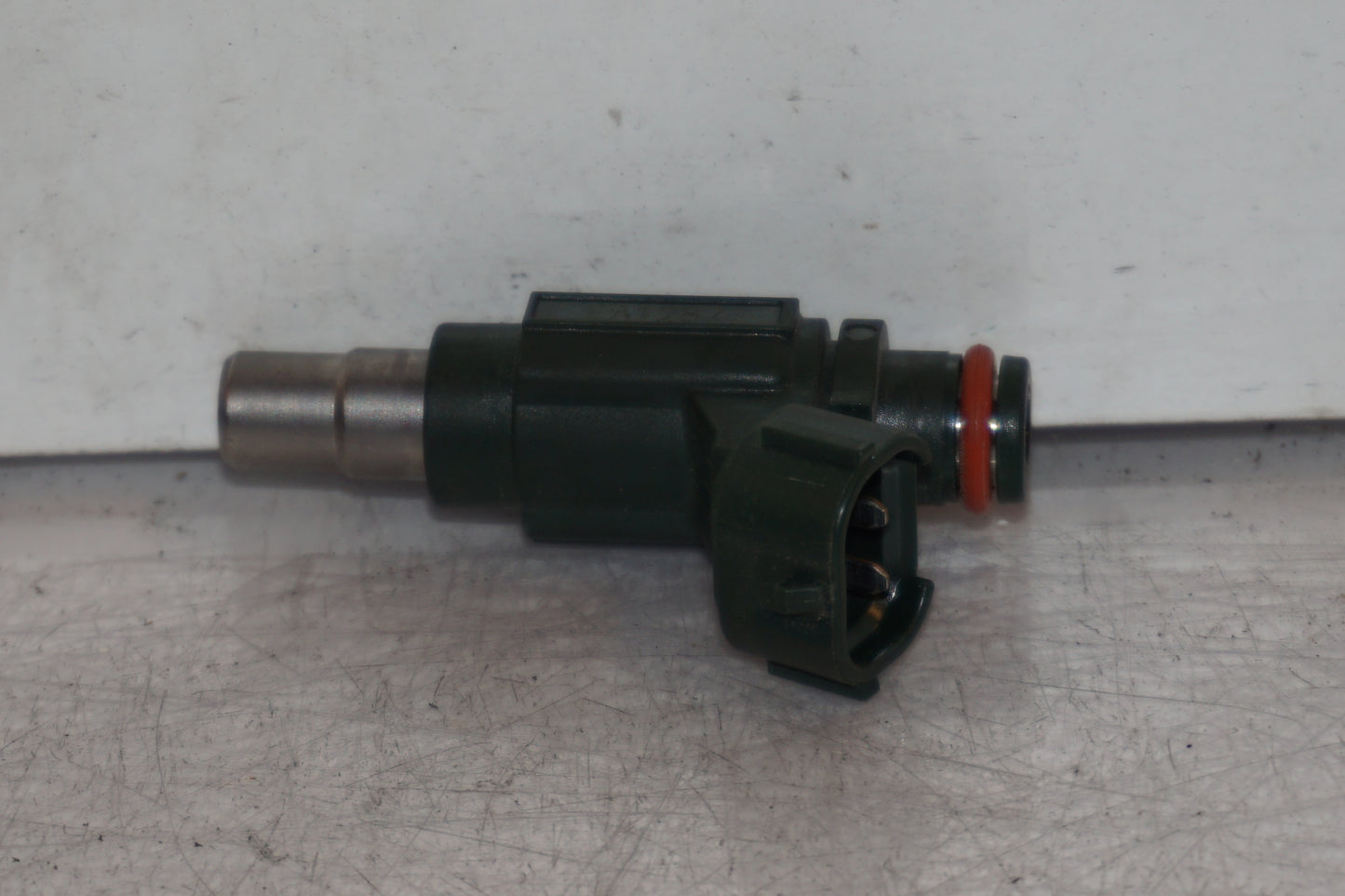 Framsidan på Spridare från en Kawasaki ER-6N -2010 motorcykel.