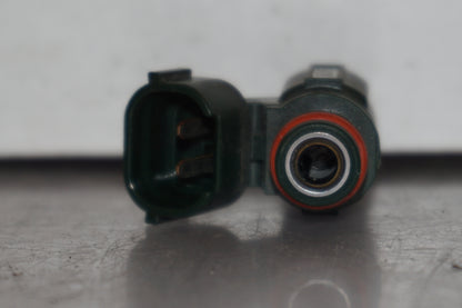 Snett nerifrån på Spridare från en Kawasaki ER-6N -2010 motorcykel.