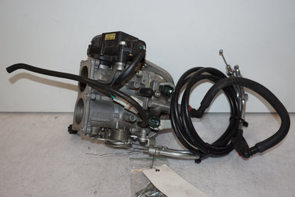 Framsidan på Spjällhus från en Kawasaki VN 900 -2007 motorcykel.