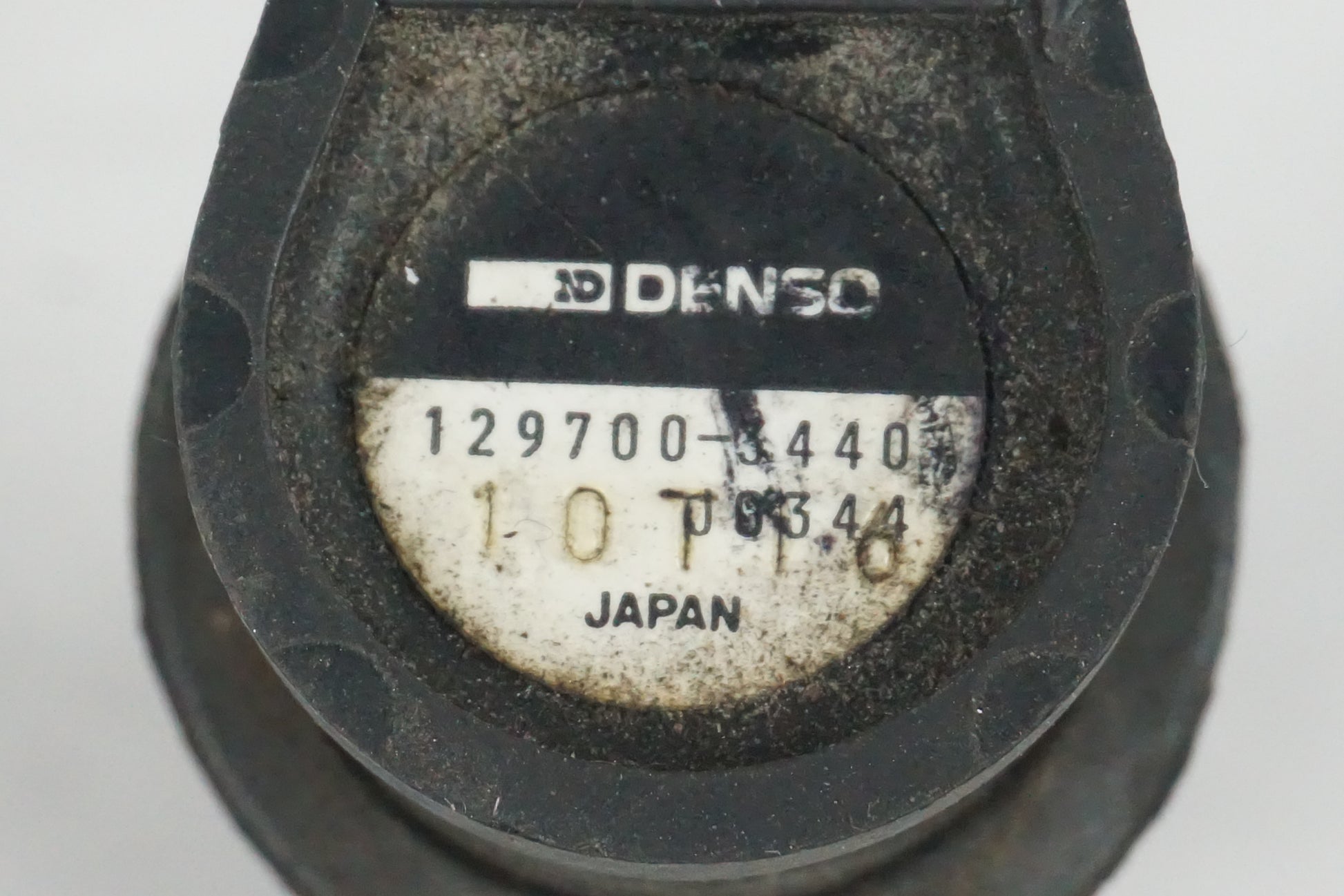 Vänster sida på Tändspole från en Suzuki GSX-R 600 -1999 motorcykel.