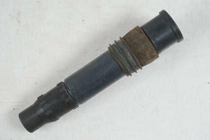 Höger sida på Tändspole från en Suzuki GSX-R 750 -2002 motorcykel.