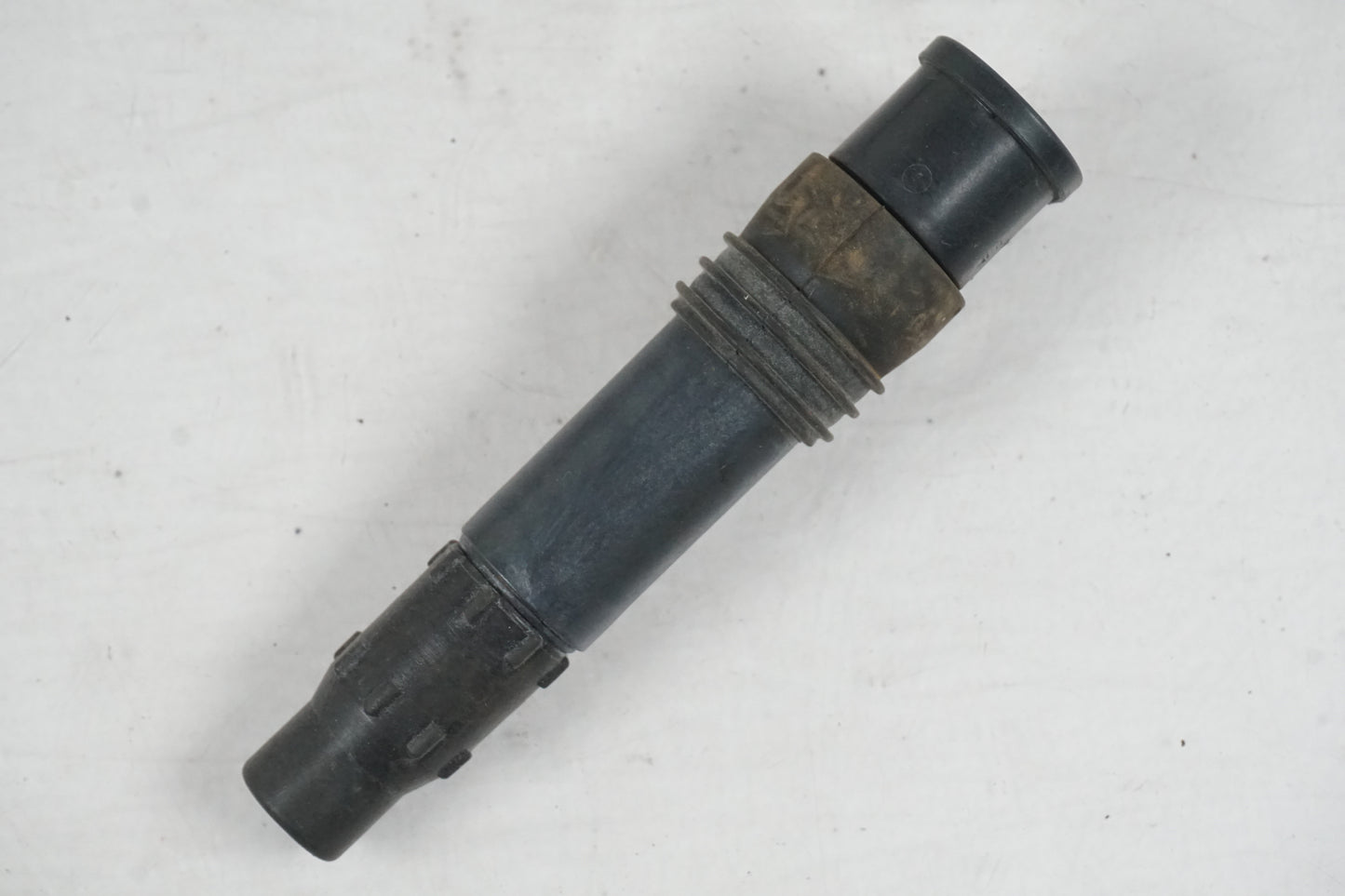 Höger sida på Tändspole från en Suzuki GSX-R 750 -2002 motorcykel.