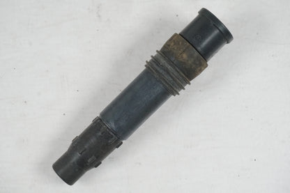 Höger sida på Tändspole från en Suzuki GSX-R 750 -2002 motorcykel.