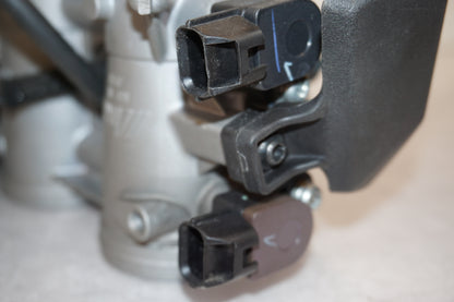 Extrabild3 på Spjällhus från en Kawasaki Z 800 -2014 motorcykel.