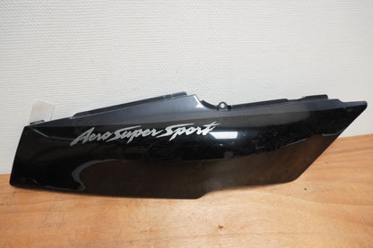 Framsidan på Bakvinge från en Yamaha FZR 600 -1991 motorcykel.