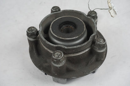 Framsidan på Drevfäste från en Honda XL 1000 V -2008 motorcykel.