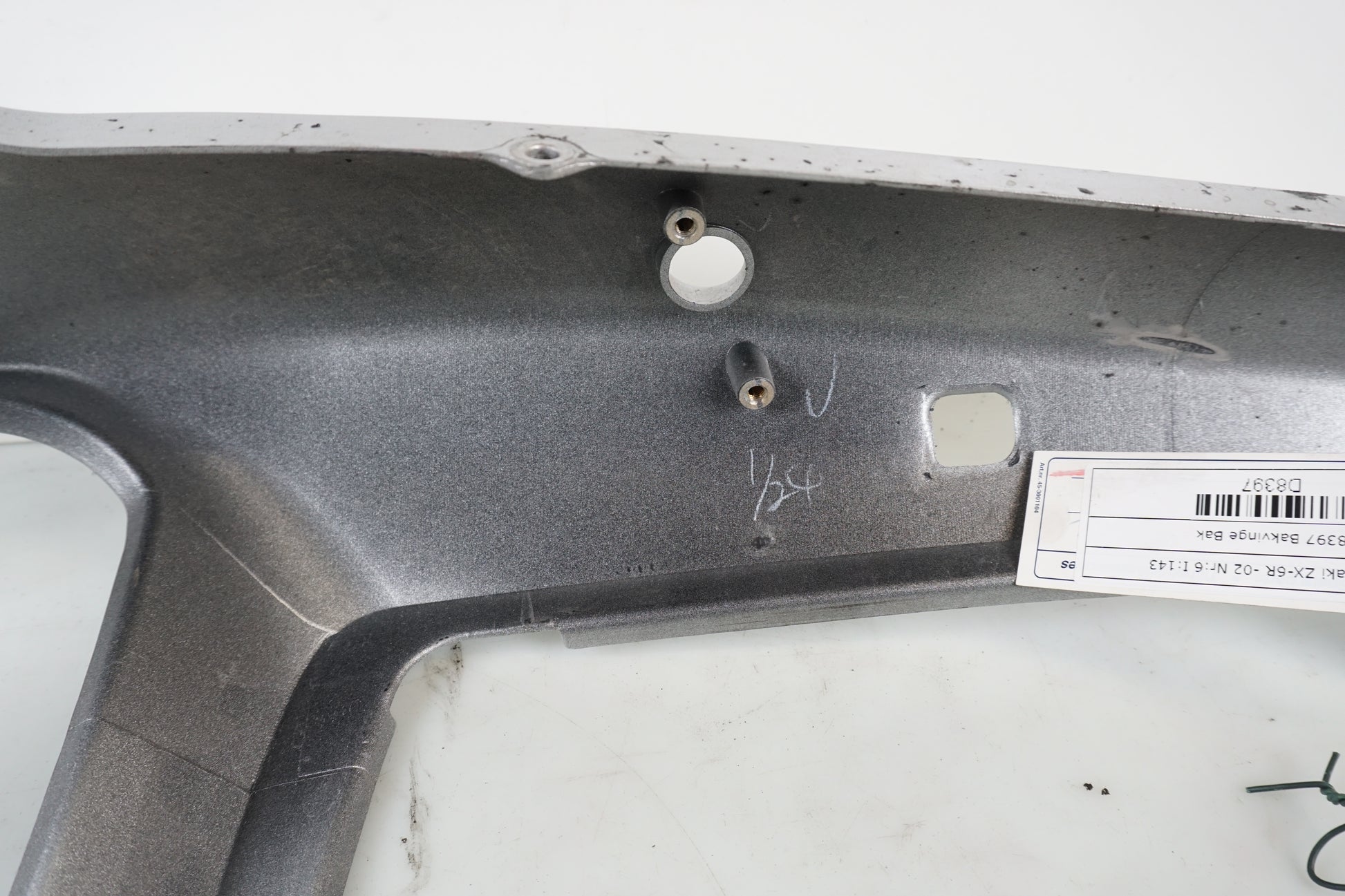 Extrabild3 på Bakvinge från en Kawasaki ZX-6R -2002 motorcykel.