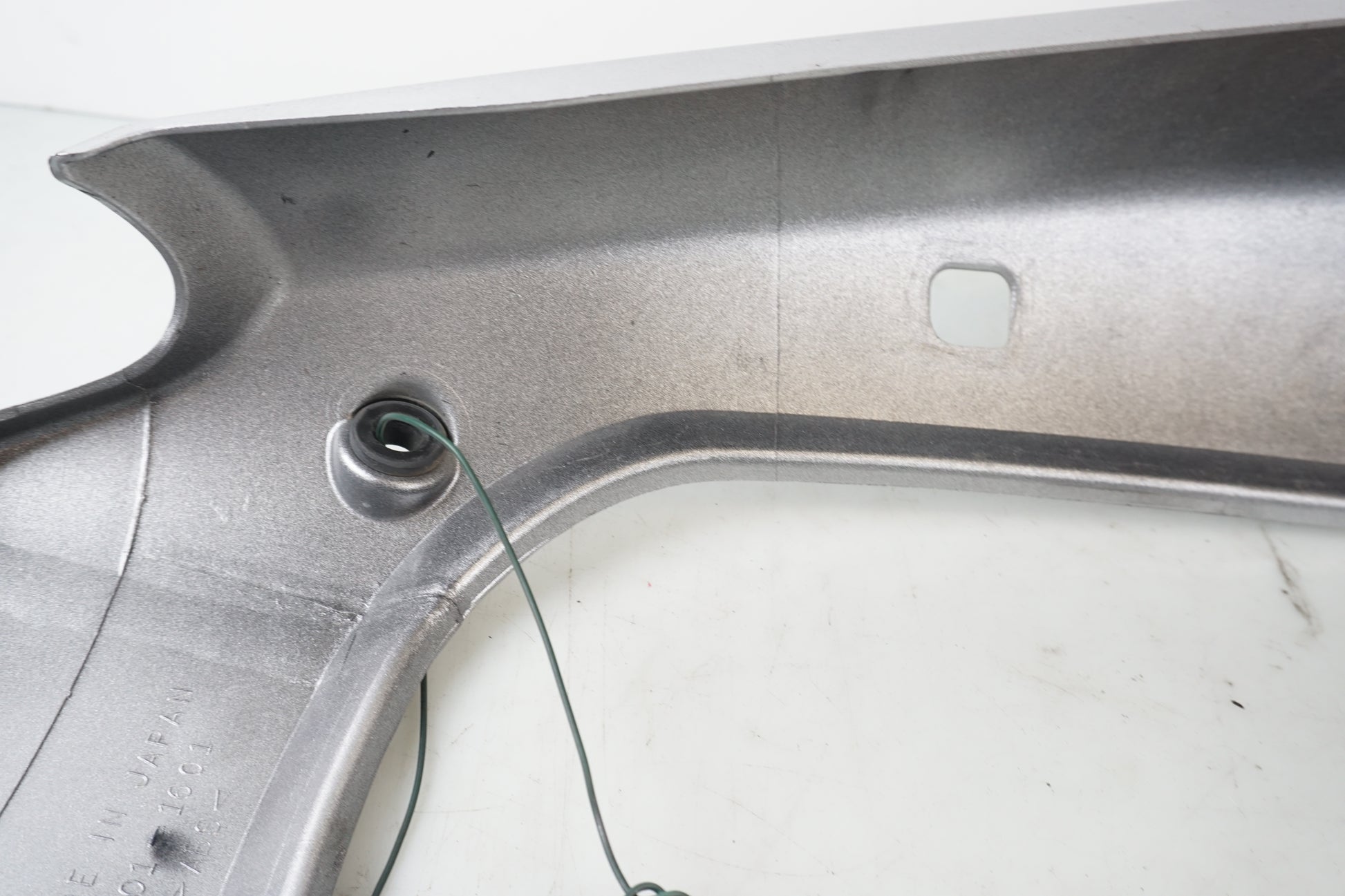 Extrabild6 på Bakvinge från en Kawasaki ZX-6R -2002 motorcykel.