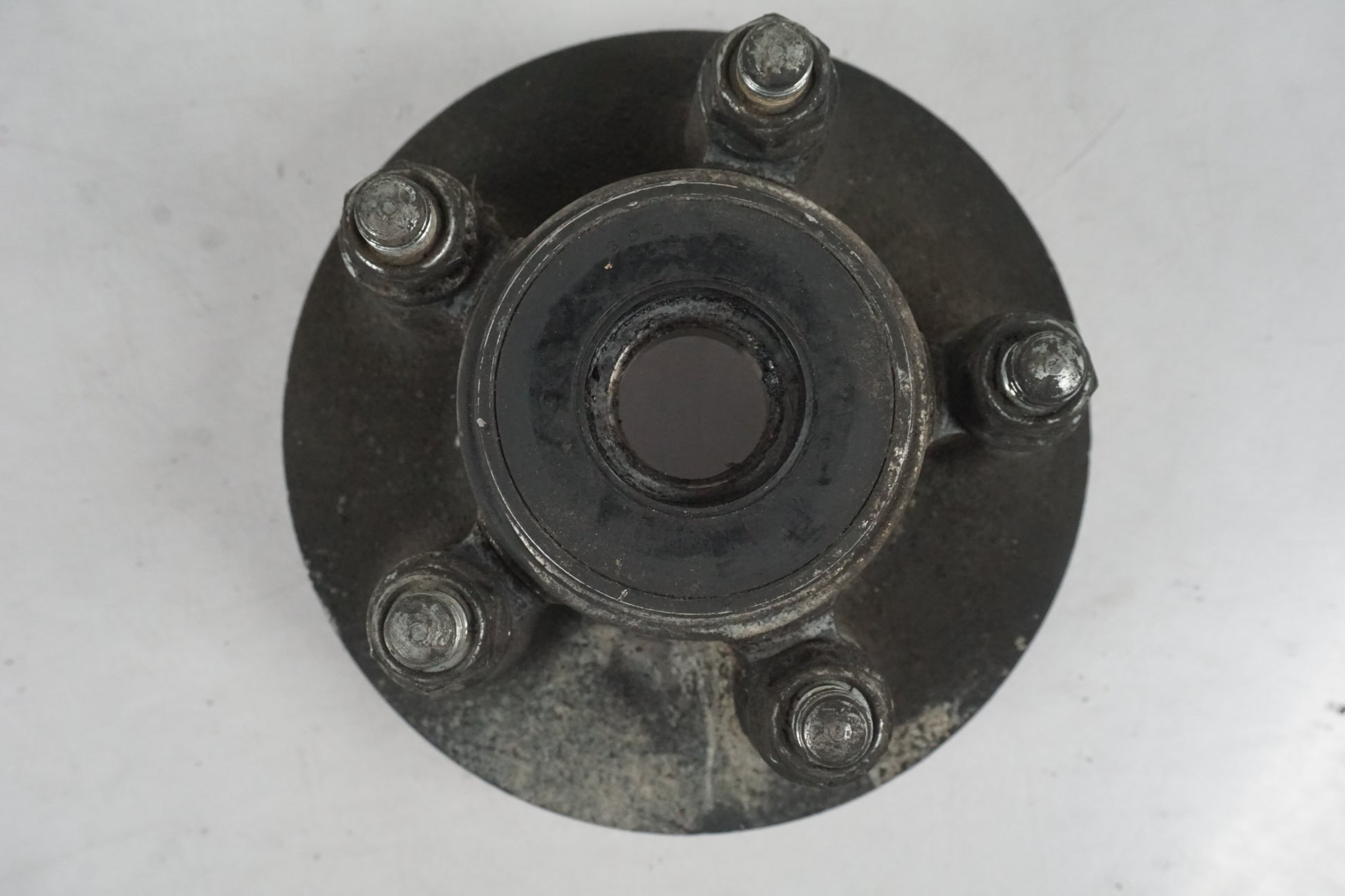 Höger sida på Drevfäste från en Honda VFR 750 -1988 motorcykel.