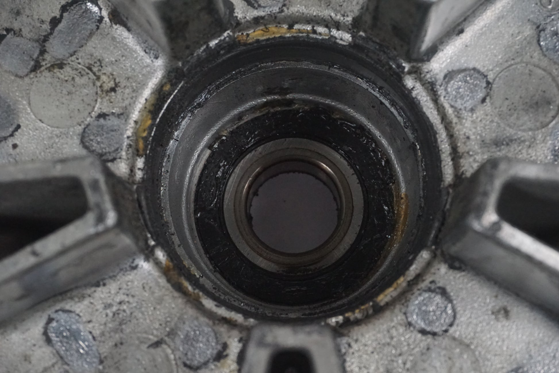 Extrabild1 på Drevfäste från en Honda VFR 750 -1988 motorcykel.