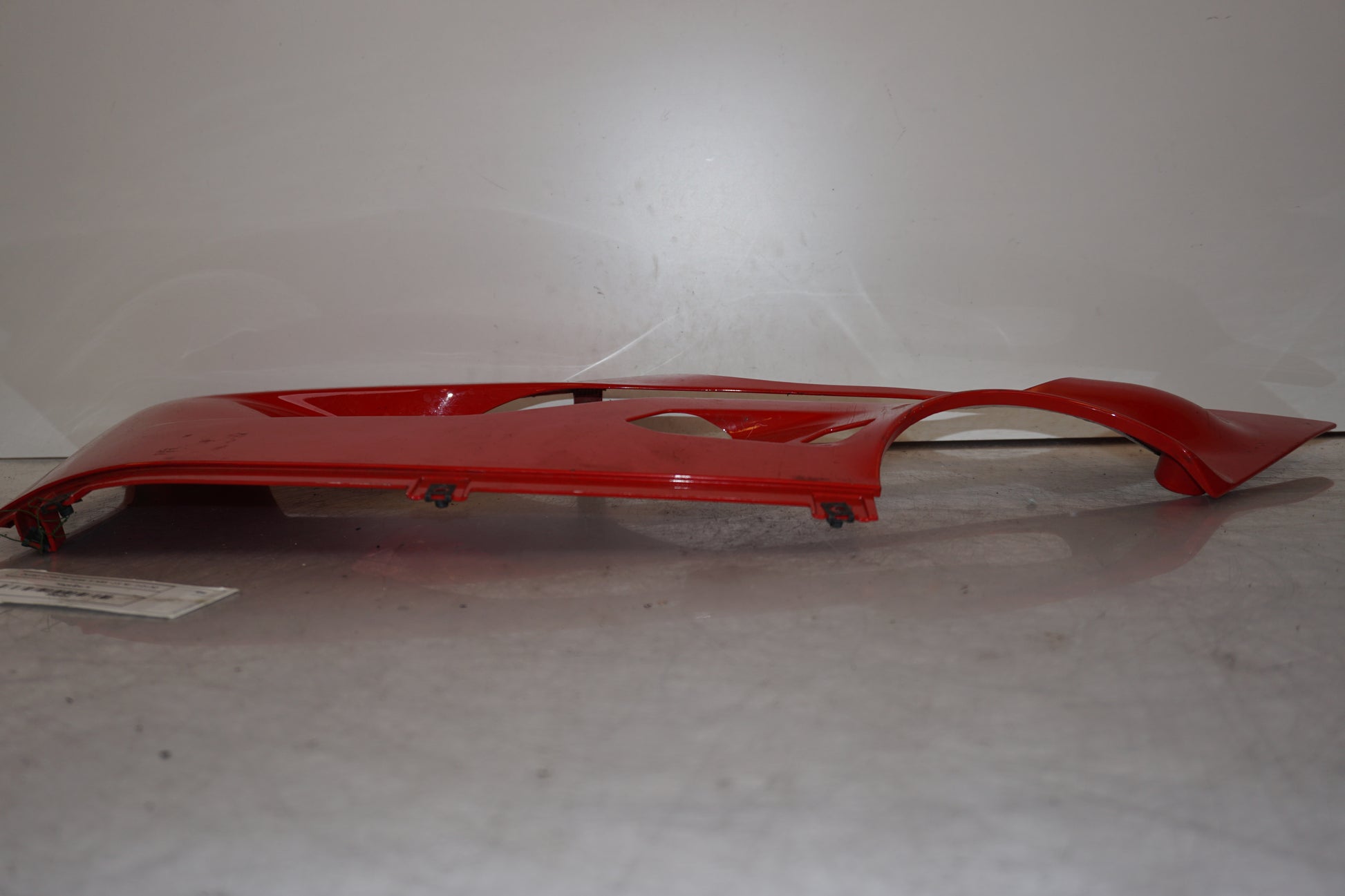 Baksidan på Magkåpa från en Ducati 1299 Panigale -2015 motorcykel.