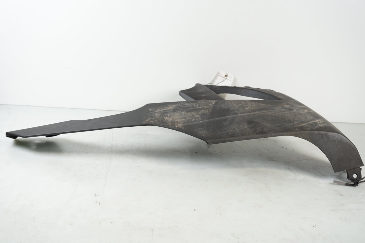 Höger sida på Magkåpa från en Kawasaki ZX-10R -2008 motorcykel.