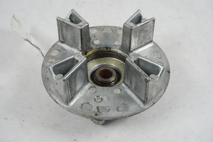 Vänster sida på Drevfäste från en Honda VT 600 C -1999 motorcykel.