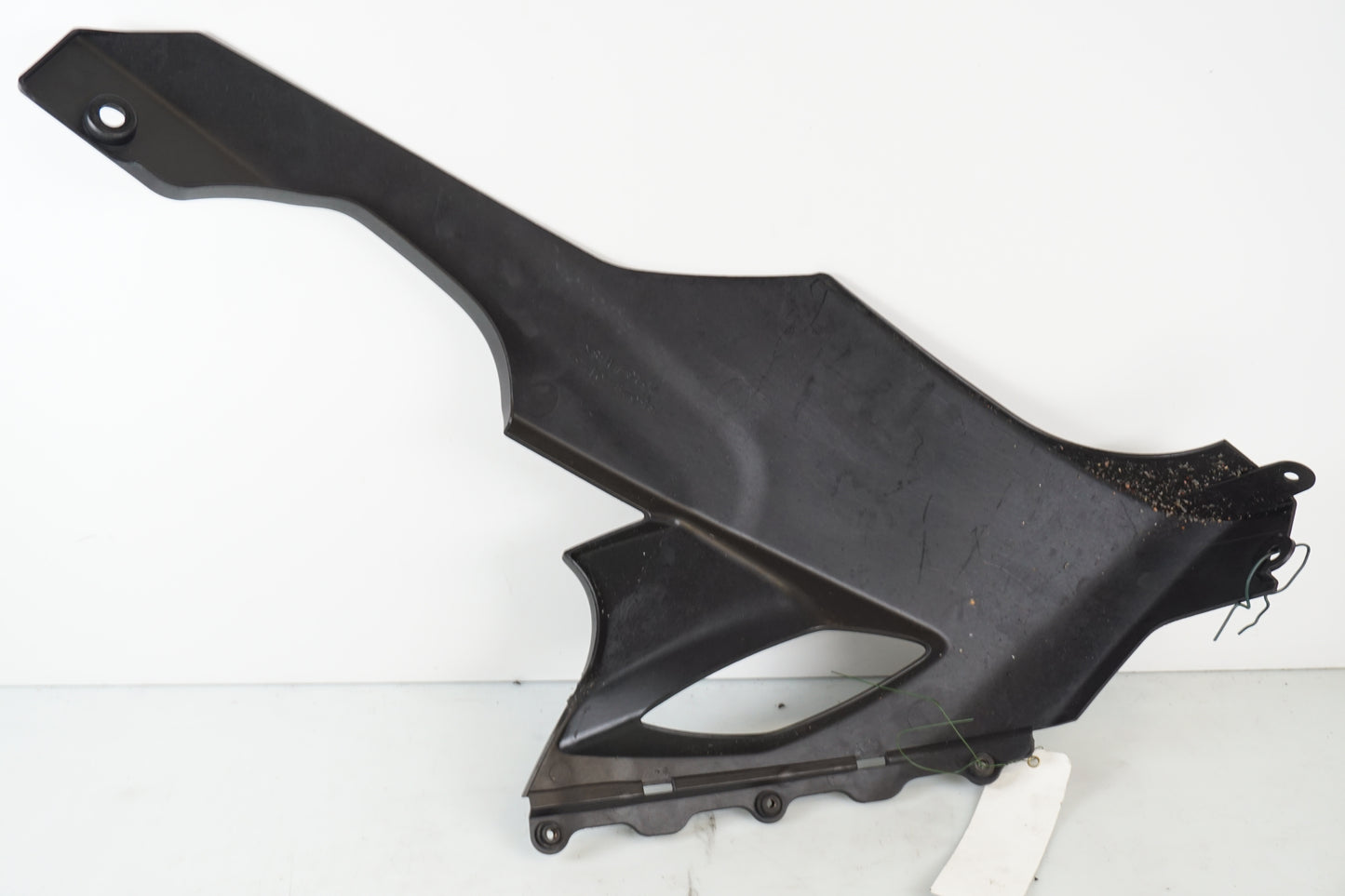 Snett nerifrån på Magkåpa från en Kawasaki ZX-10R -2008 motorcykel.