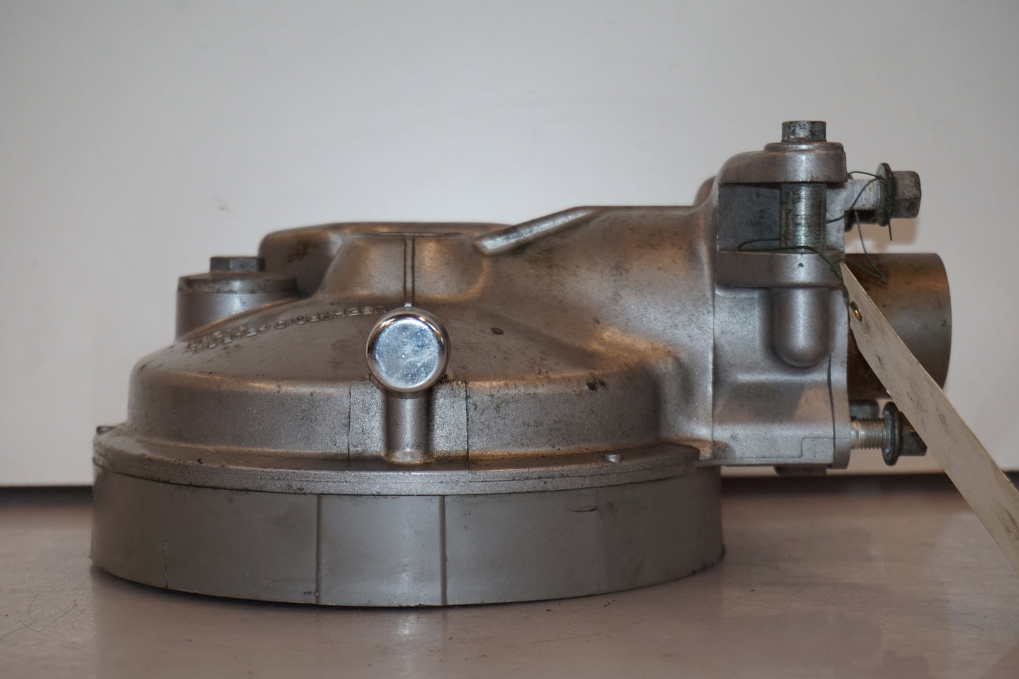 Vänster sida på Slutväxel från en Honda VT 1100 C -1997 motorcykel.