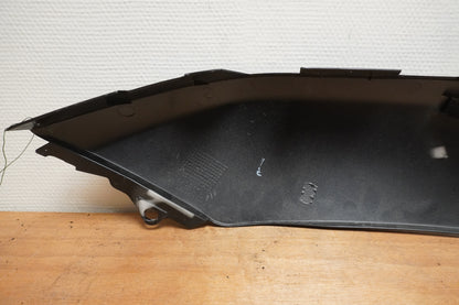 Höger sida på Bakvinge från en Yamaha X-Max 250 -2012 scooter.