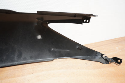 Vänster sida på Bakvinge från en Yamaha X-Max 250 -2012 scooter.