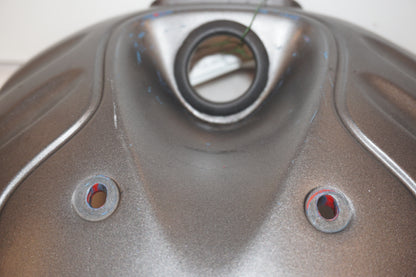 Baksidan på Bensintankskåpa från en Ducati ST2 -1998 motorcykel.