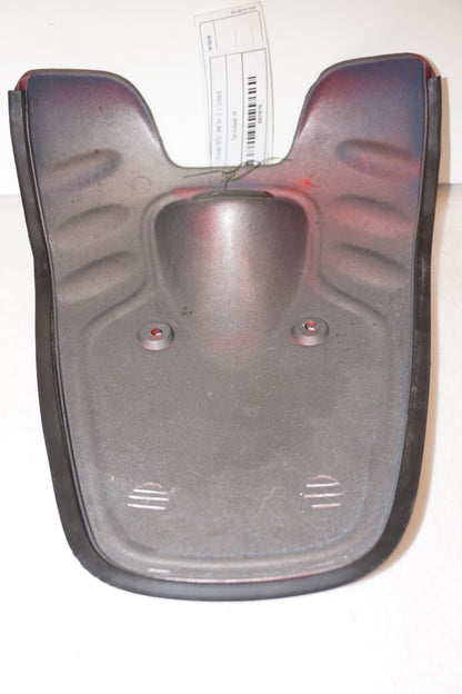 Snett nerifrån på Bensintankskåpa från en Ducati ST2 -1998 motorcykel.