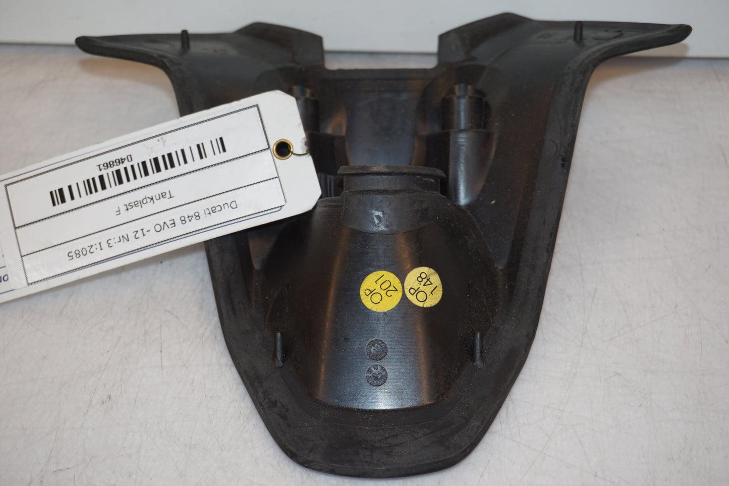 Framsidan på Bensintankskåpa från en Ducati 848 EVO -2012 motorcykel.