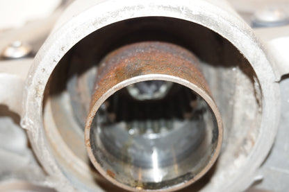 Höger sida på Slutväxel från en Kawasaki GTR 1400 -2008 motorcykel.