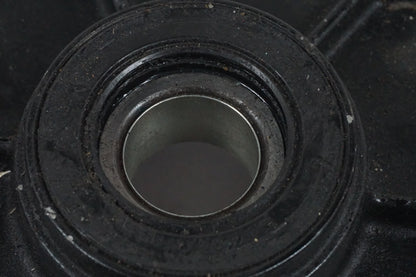 Höger sida på Drevfäste från en Yamaha FZ-8 -2011 motorcykel.