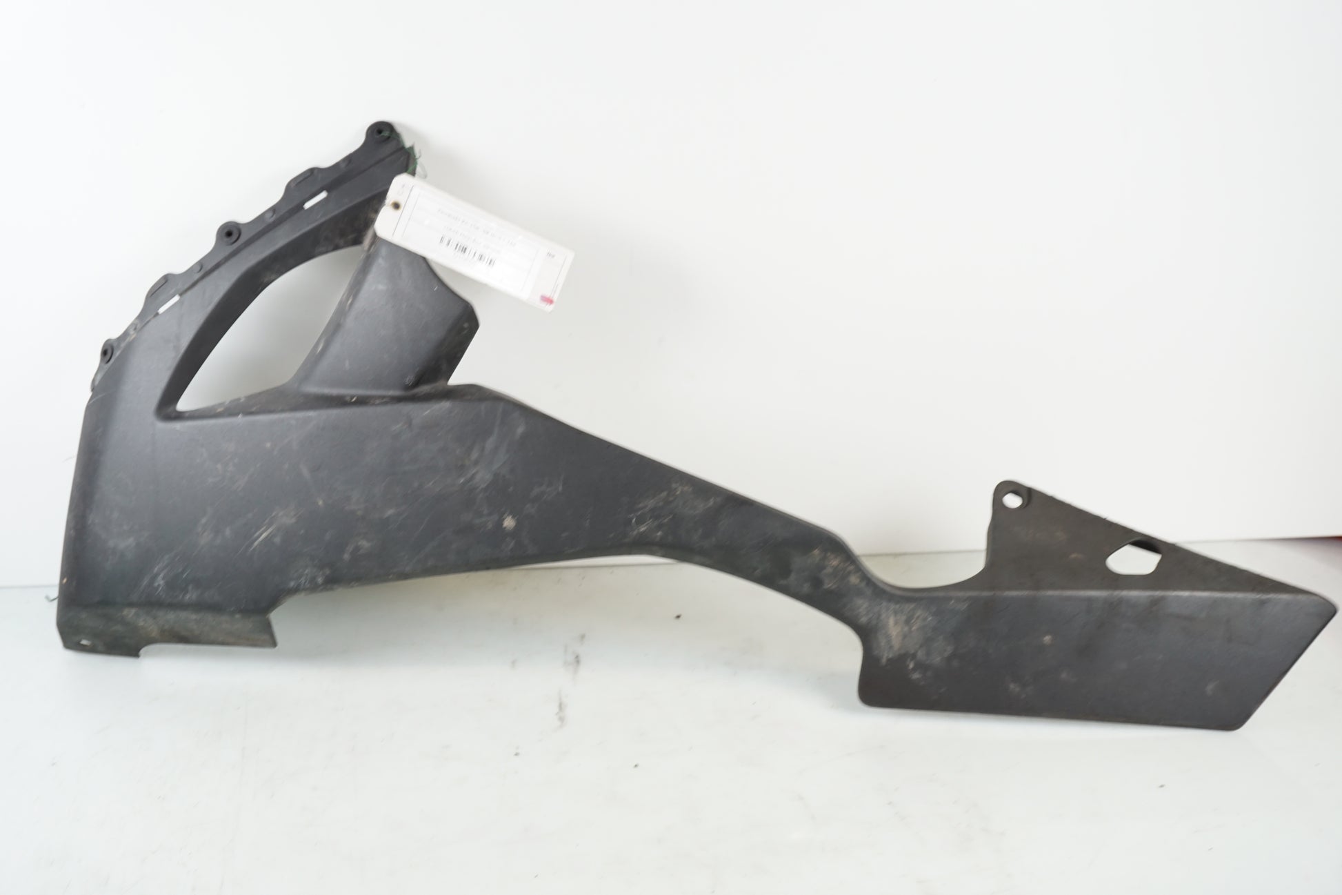 Framsidan på Magkåpa från en Kawasaki ZX-10R -2008 motorcykel.