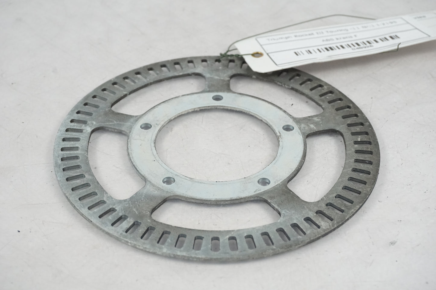 Framsidan på ABS krans från en Triumph Rocket III -2011 motorcykel.