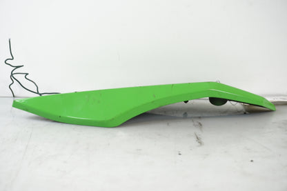 Baksidan på Magkåpa från en Kawasaki Z 1000 -2008 motorcykel.