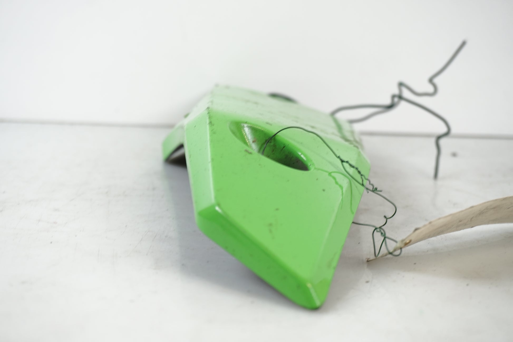 Höger sida på Magkåpa från en Kawasaki Z 1000 -2008 motorcykel.