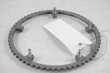 Höger sida på ABS krans från en Triumph Tiger -2012 motorcykel.