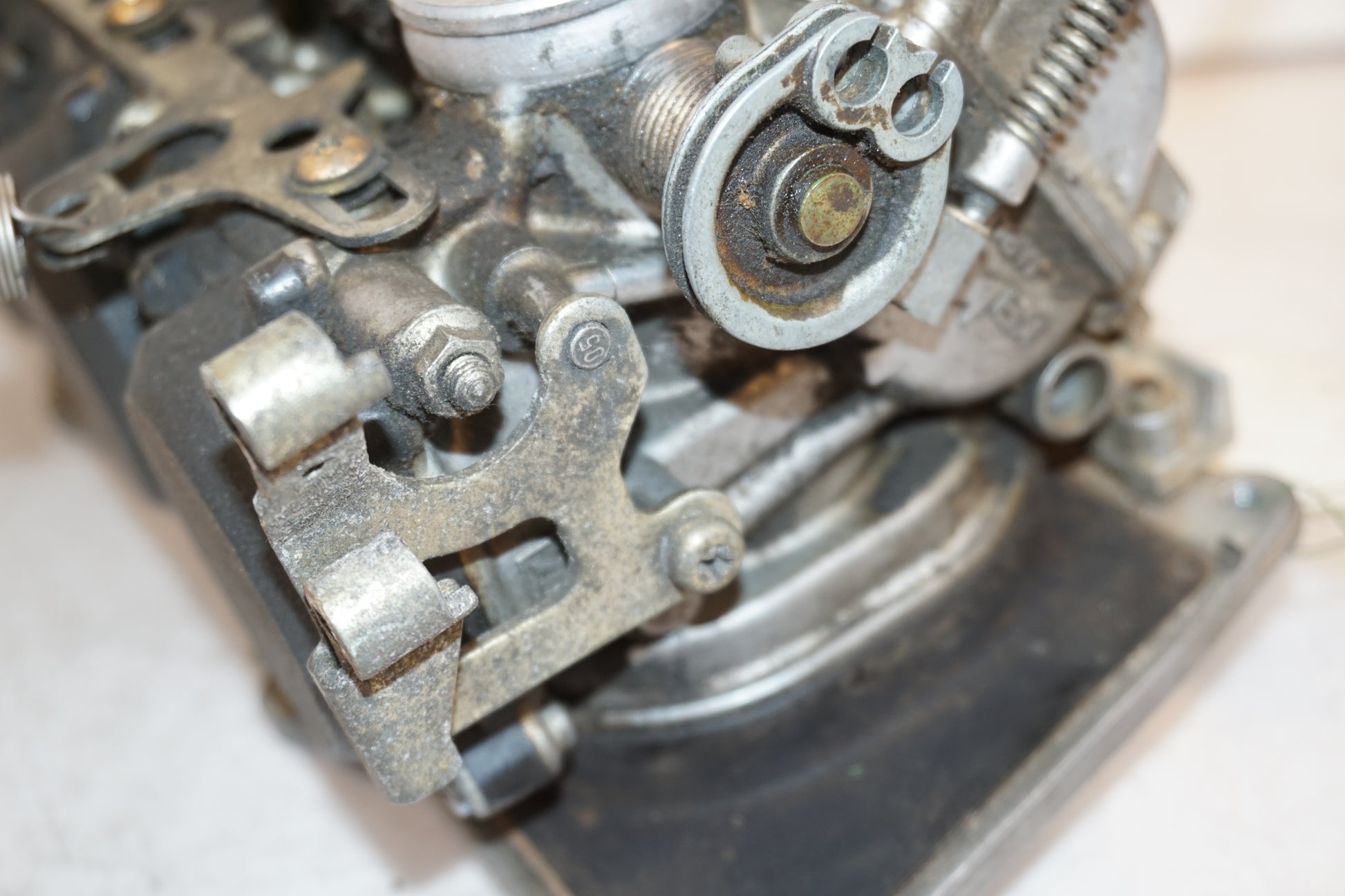 Extrabild3 på Förgasare från en Kawasaki ZXR 400 -1993 motorcykel.