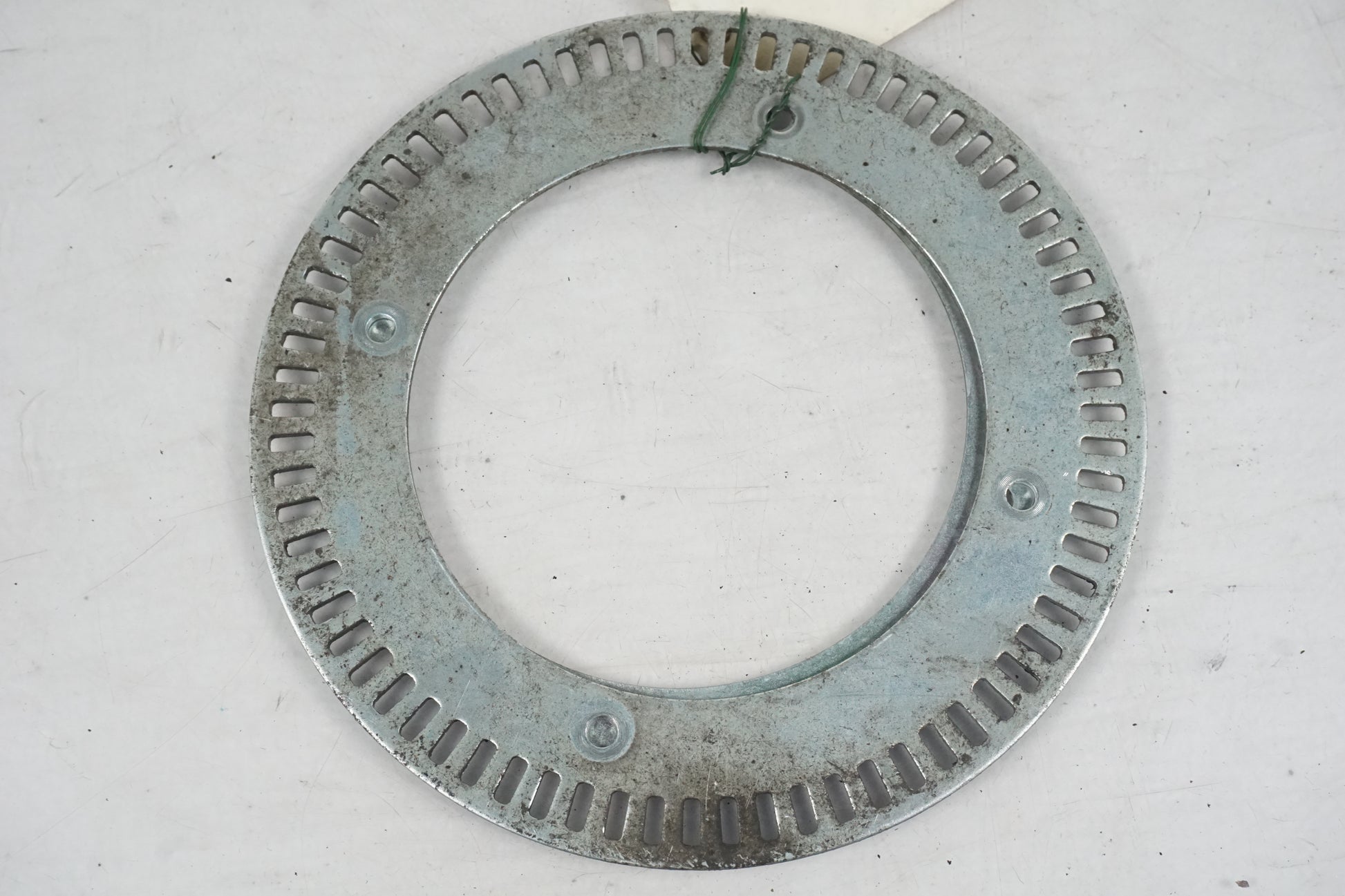 Höger sida på ABS krans från en Triumph Sprint ST -2007 motorcykel.