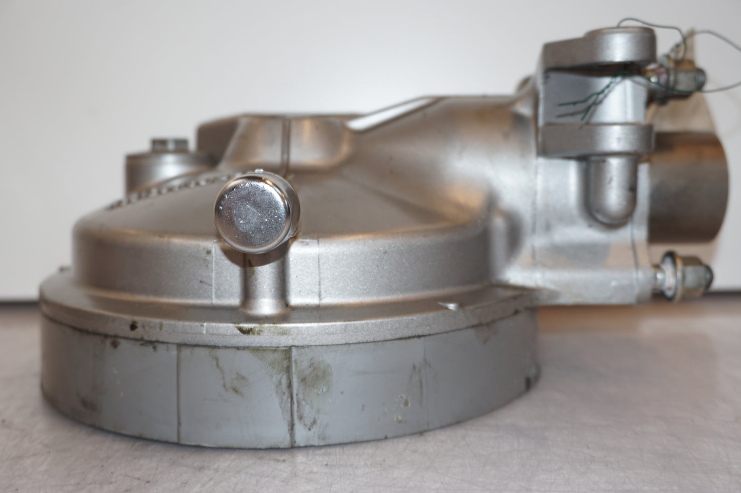 Vänster sida på Slutväxel från en Honda VT 1100 C -2000 motorcykel.