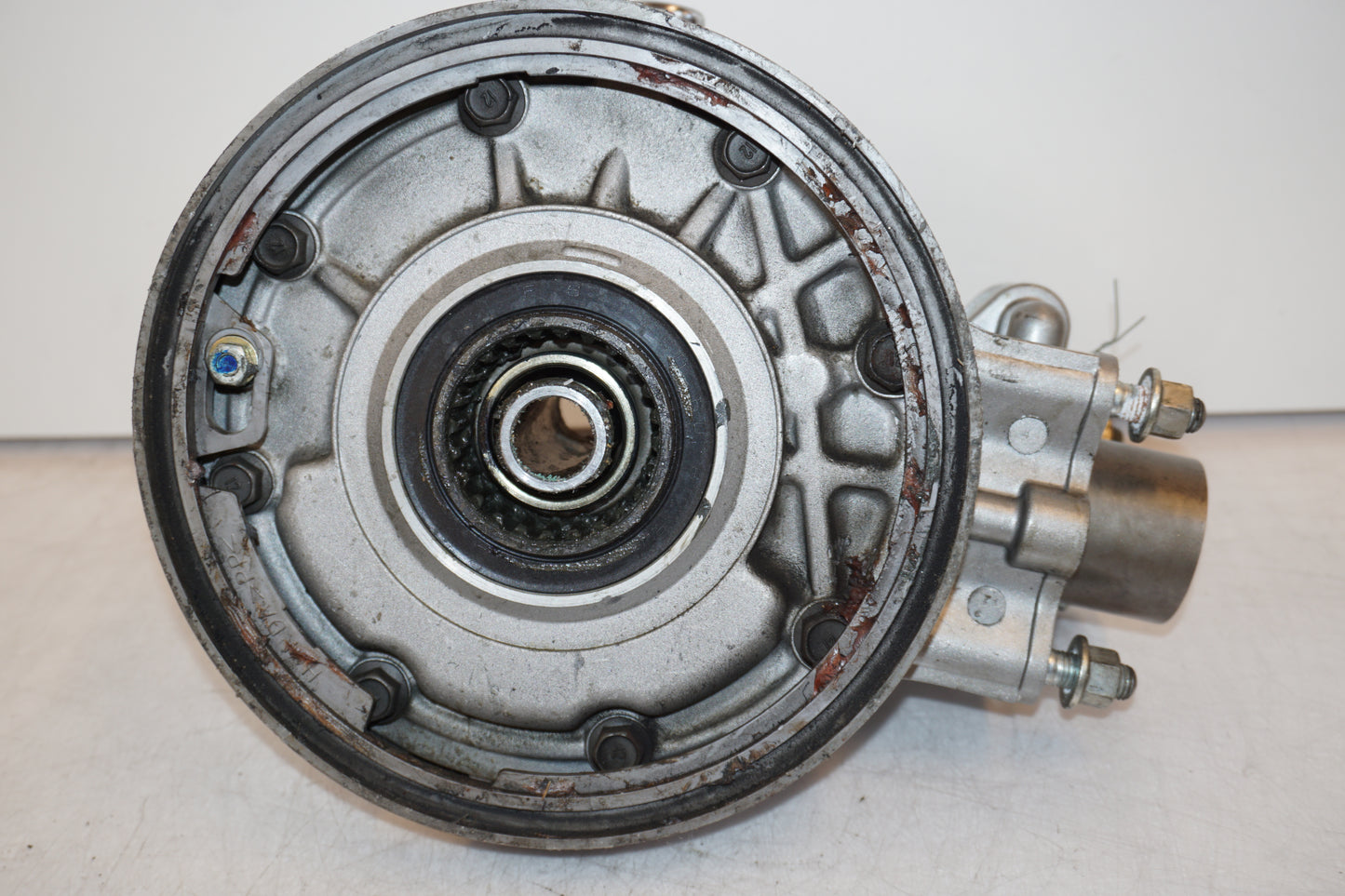 Extrabild2 på Slutväxel från en Honda VT 1100 C -2000 motorcykel.