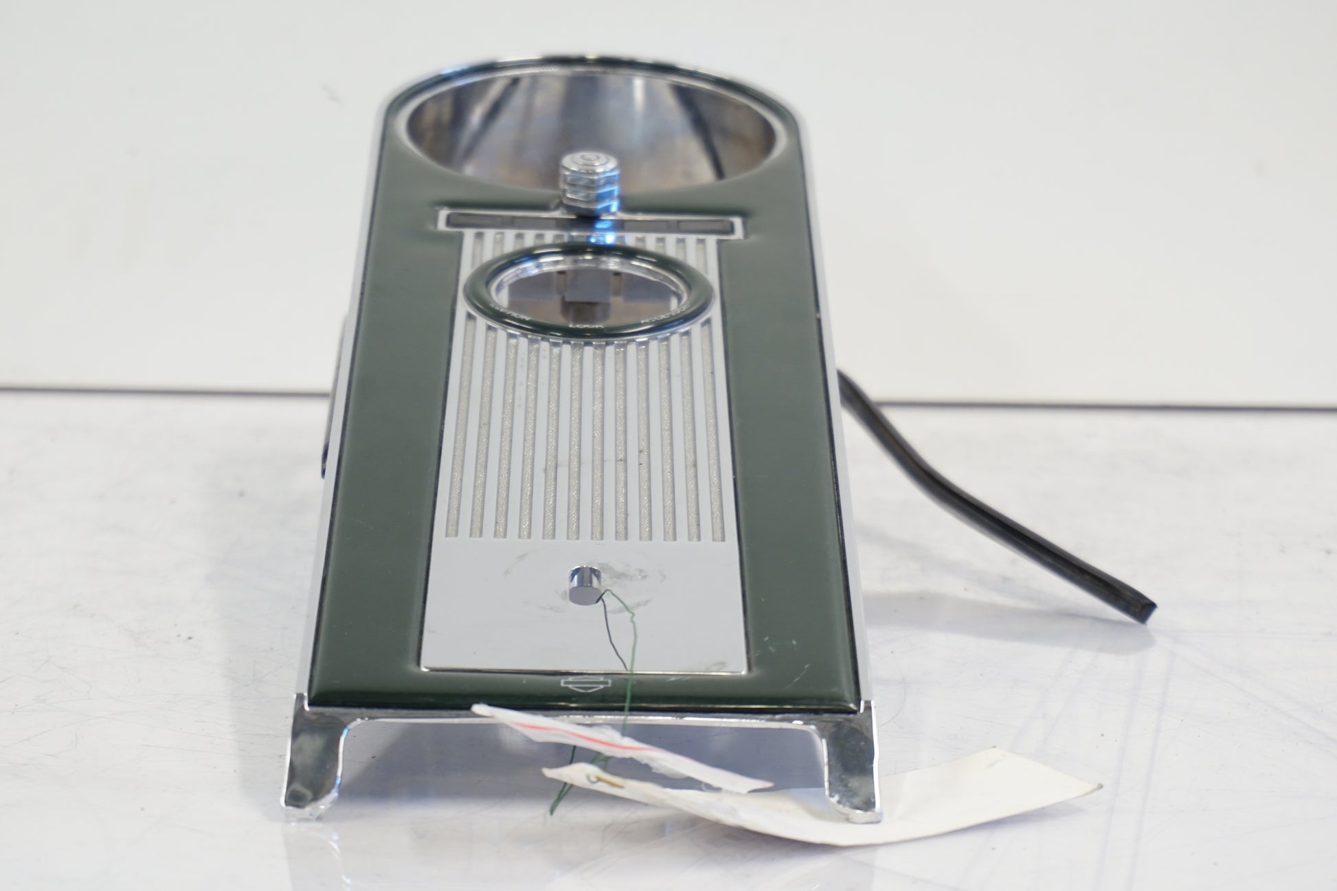 Vänster sida på Instrumentkonsoll från en H-D Touring Road King FLHR/I -1997 motorcykel.