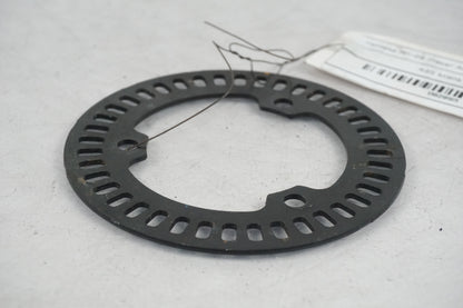 Baksidan på ABS krans från en Yamaha MT-09 Tracer -2016 motorcykel.