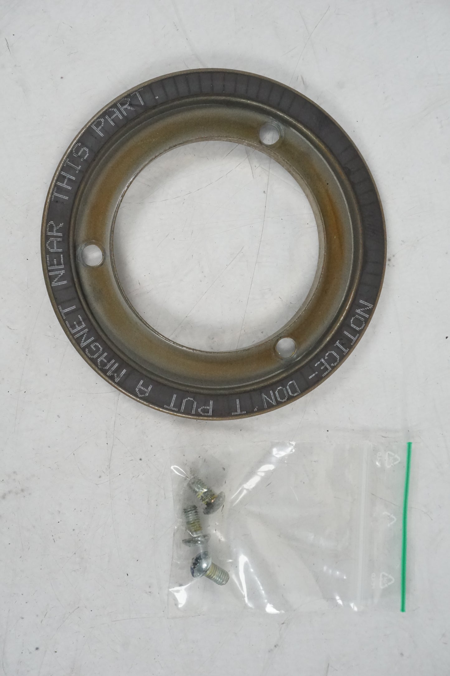 Framsidan på ABS krans från en Yamaha FJR 1300 -2016 motorcykel.