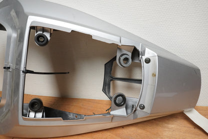 Baksidan på Bakvinge från en Suzuki SV 650 -2004 motorcykel.