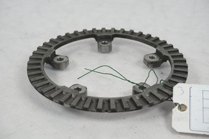 Baksidan på ABS krans från en Yamaha FZ-6 -2008 motorcykel.