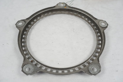 Höger sida på ABS krans från en BMW F 800 ST -2010 motorcykel.