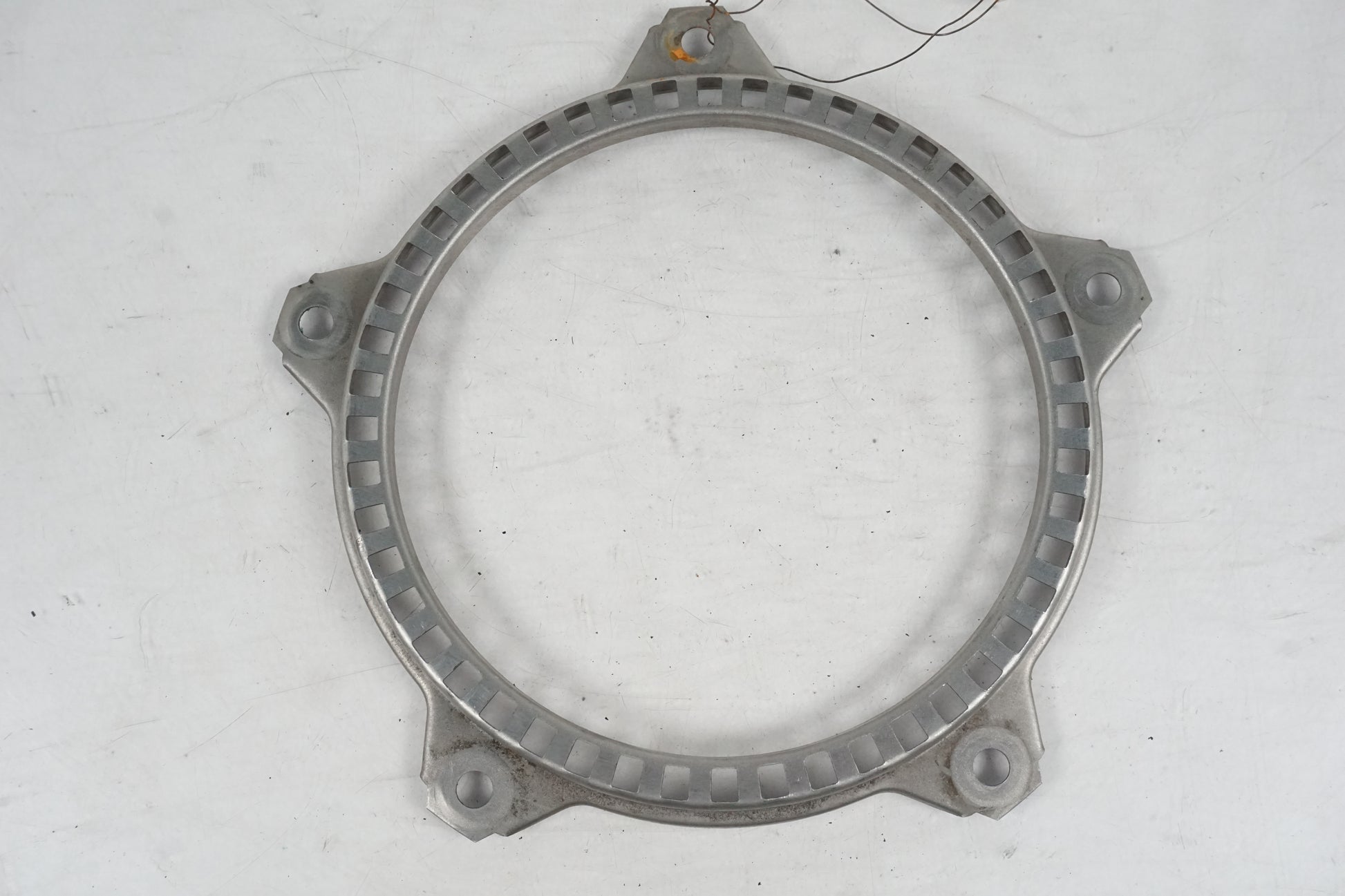 Framsidan på ABS krans från en BMW K 1600 -2018 motorcykel.