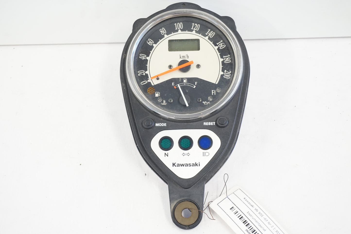 Framsidan på Instrumentpanel från en Kawasaki VN 900 -2007 motorcykel.