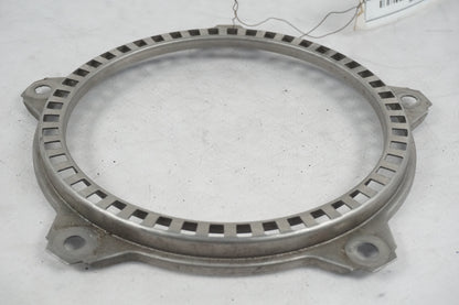 Baksidan på ABS krans från en BMW K 1600 -2018 motorcykel.