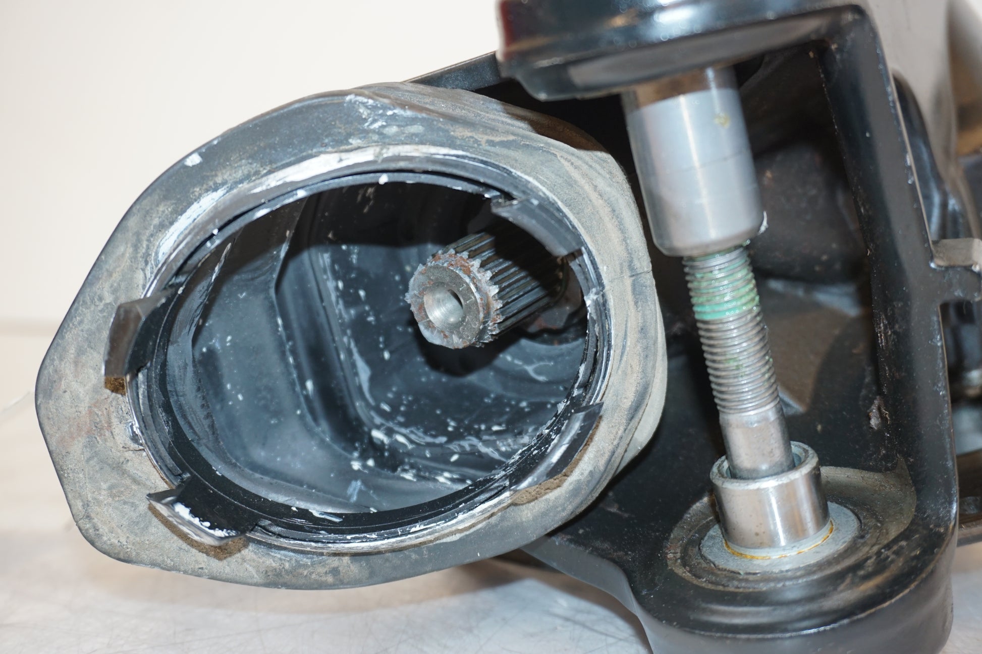 Vänster sida på Slutväxel från en BMW R 1200 GSA -2014 motorcykel.